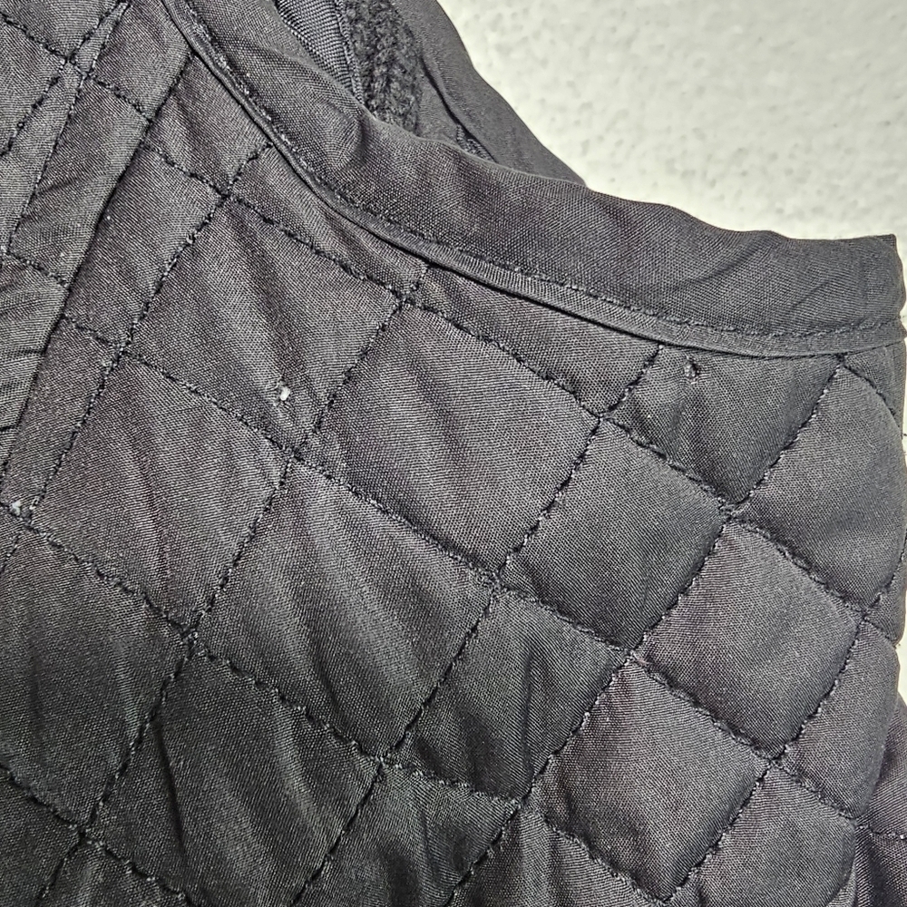 Spanner Quilted and Rib Knit Vest Black Size Medium - Picture 9 of 10